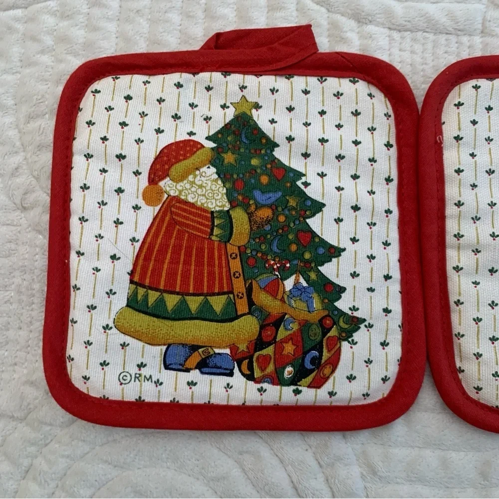 Vintage Christmas Santa Pot Holders Set